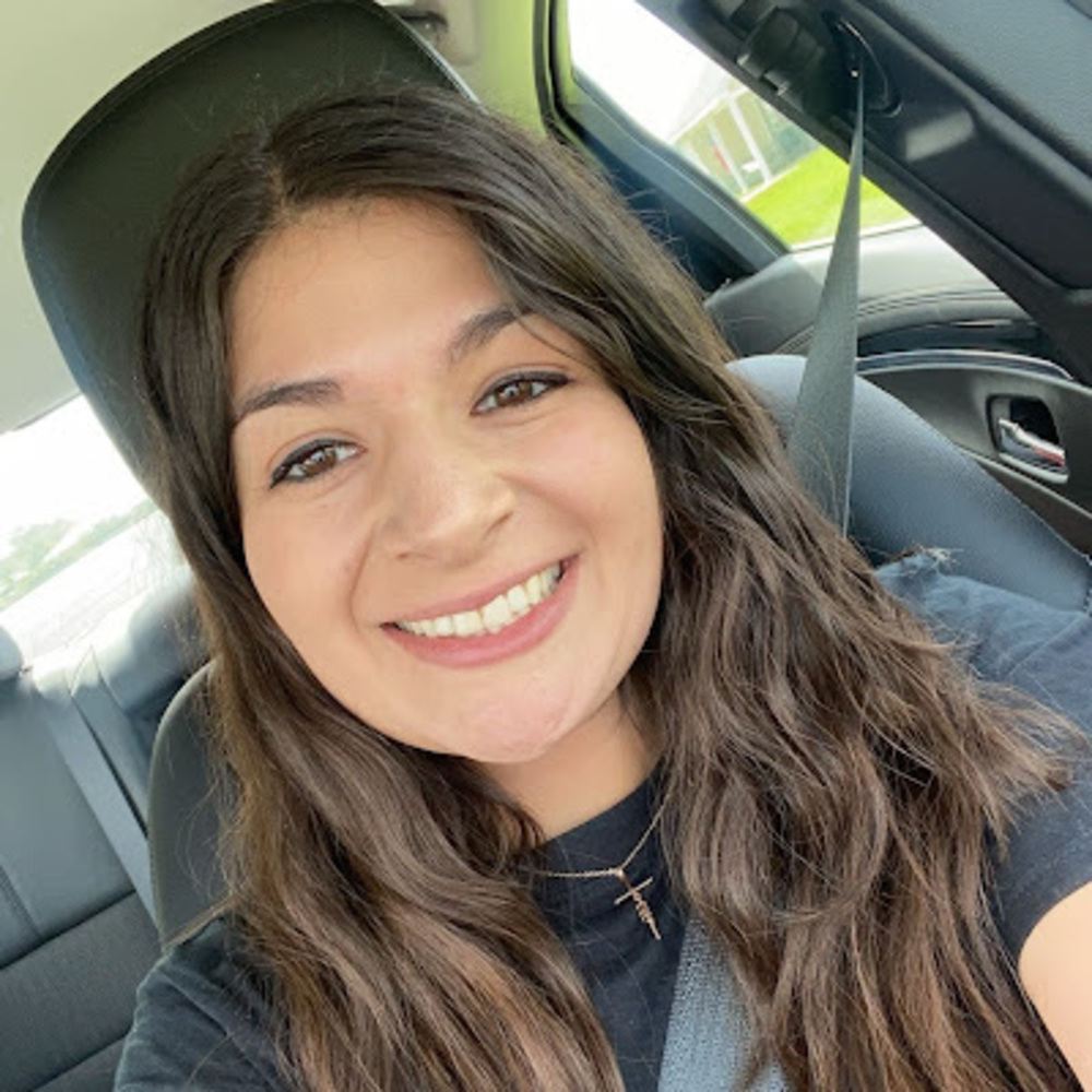 Meet your Posher, Alyssa